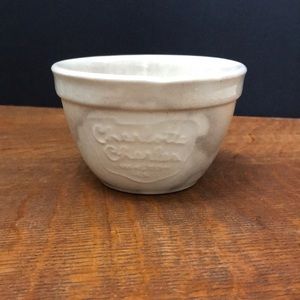 Charlotte Charles Stoneware Bowl